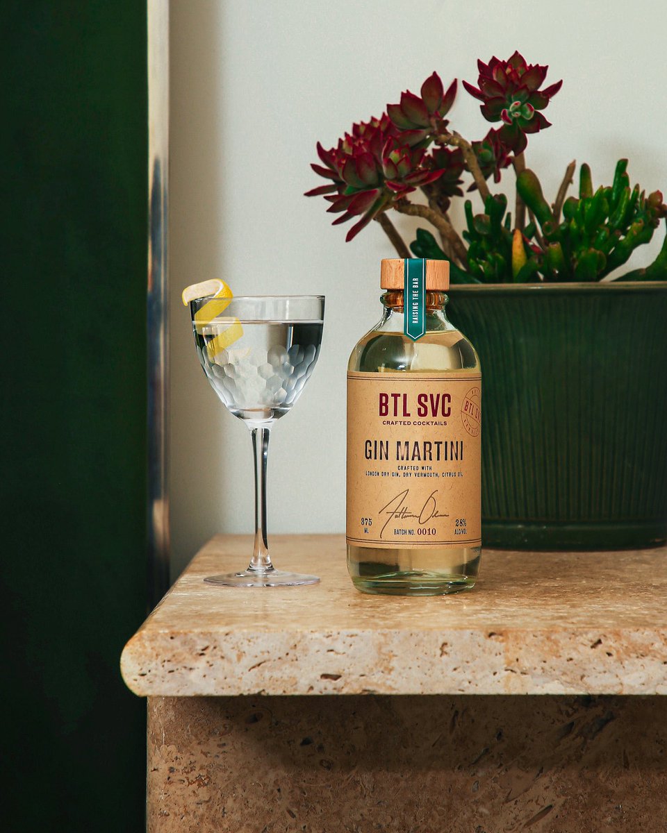 No ingredients? No problem. Just open, pour, and enjoy a perfectly balanced Gin Martini in seconds.