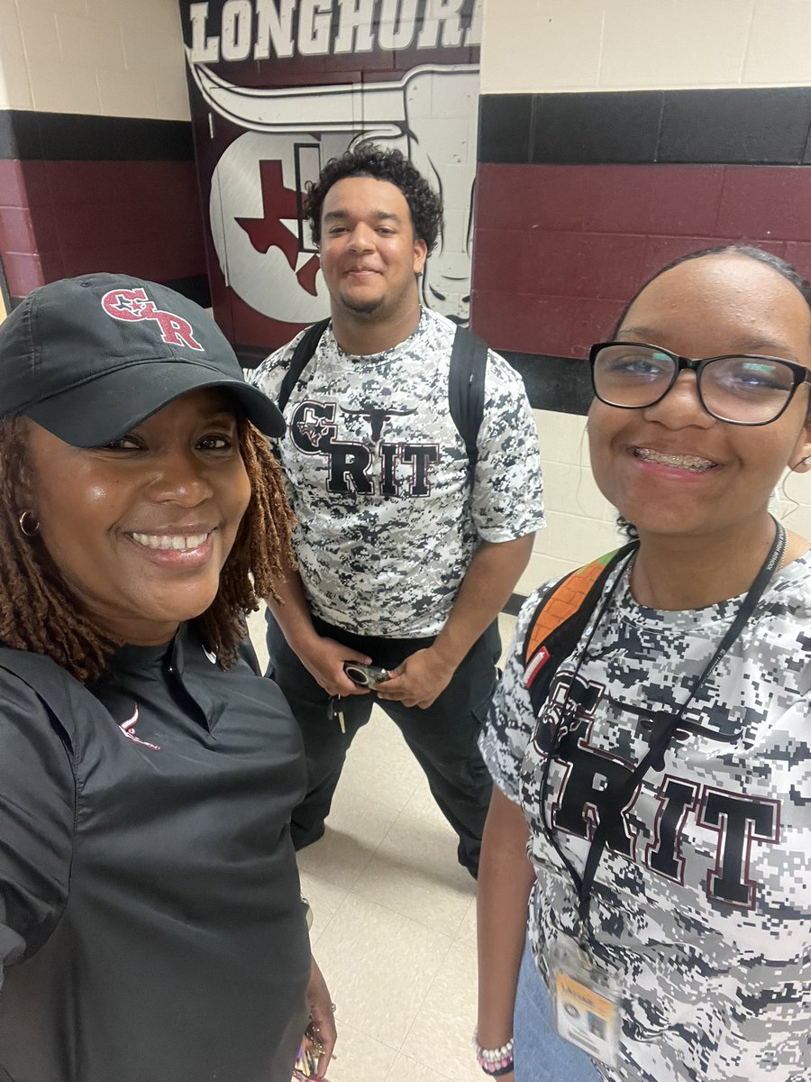 Coach Alicia Dutch (@coachadutch) on Twitter photo Photo and photo bombing from some of our favorites at The Ranch!!!! <a href="/GRHS_Football/">GRHS Football</a> <a href="/CoachCaseyVogt/">Casey Vogt</a> <a href="/pinkpatterson/">Heather Patterson</a> Photo and photo bombing from some of our favorites at The Ranch!!!! <a href="/GRHS_Football/">GRHS Football</a> <a href="/CoachCaseyVogt/">Casey Vogt</a> <a href="/pinkpatterson/">Heather Patterson</a>