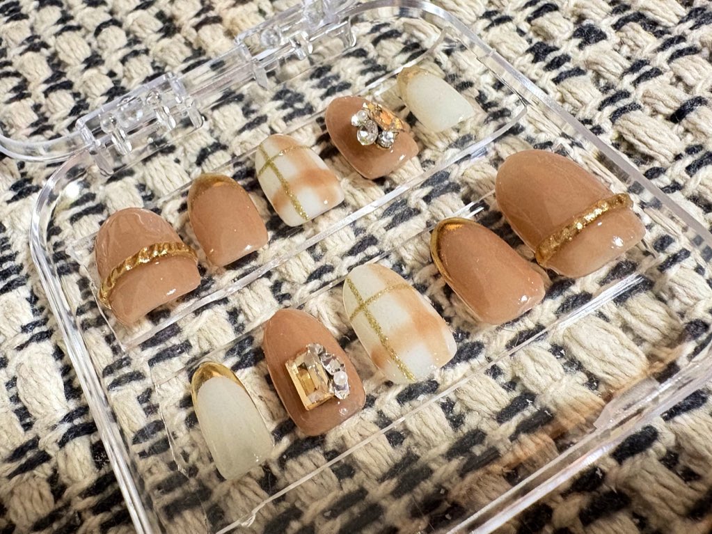Perle_Wrlccy's tweet photo. New !💅 https://t.co/I25NPiLhNJ