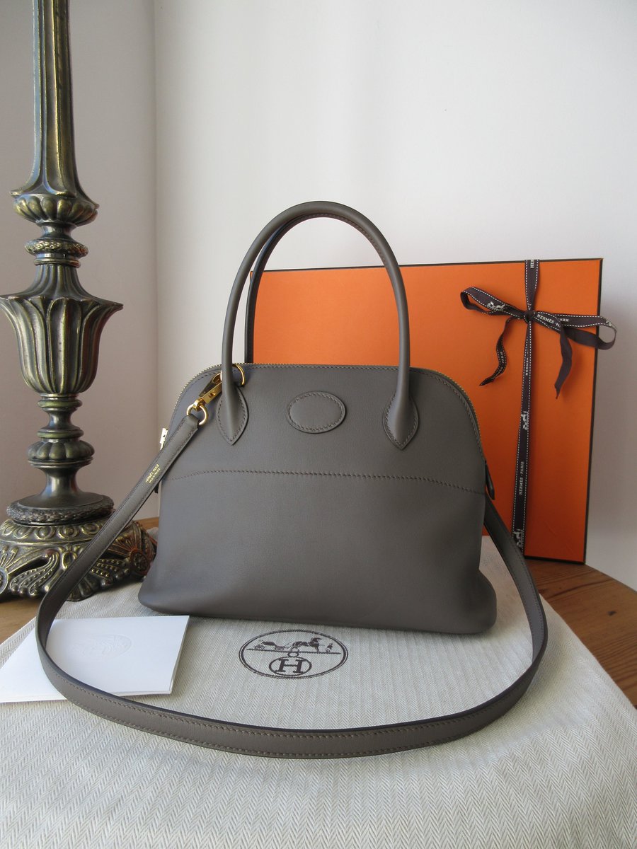 Naughtipidgin's tweet photo. Hermés Bolide 27 Mou in Gris Etain Swift Leather with Gold Hardware > https://t.co/Ak3qjW7EbO https://t.co/m0bRc2Nmwp