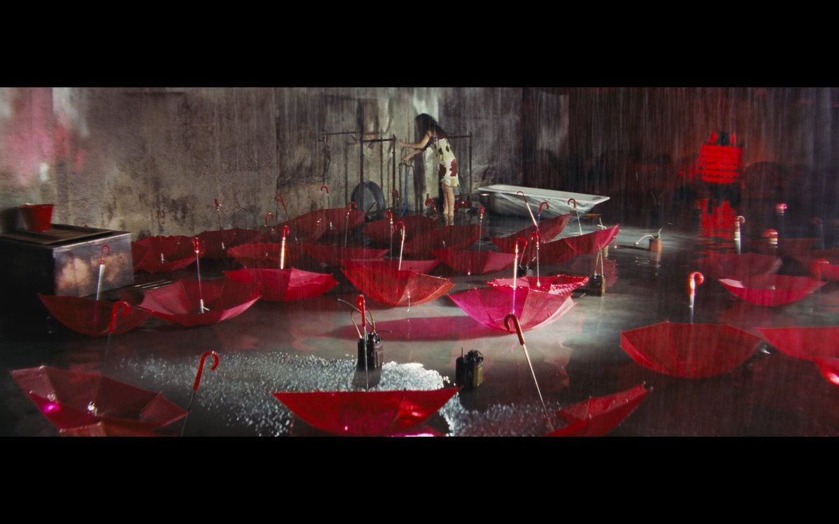 jacxque's tweet image. Ritual (2000) or Raise the Red Lantern (1991)