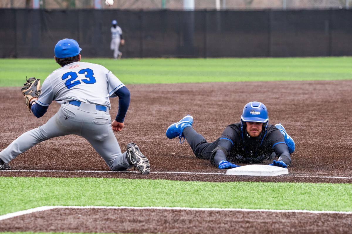 SUNY Niagara Thunderwolves (@ncthunderwolves) on Twitter photo BSB FINAL: No. 3 SUNY Niagara 15, Jamestown CC 0 (5 inn.)
Eric Woodley (4-0) 4IP, 8K
Mike Schaefer 2-3, 2B, 4RBI
Chris Finocchario 2-2, 2B, 3RBI, 2R
Gavyn Boyle 2B, 2RBI, 3R
27-0 Overall
9-0 Region III
<a href="/NCThunderwolves/">SUNY Niagara Thunderwolves</a>
<a href="/SUNYNiagara/">SUNY Niagara</a>
<a href="/NiagaraTwolves/">SUNY NIAGARA BASEBALL</a>
<a href="/NJCAAReg3/">NJCAA REGION 3</a>
<a href="/GNN_Sports_/">Greater Niagara Sports</a> BSB FINAL: No. 3 SUNY Niagara 15, Jamestown CC 0 (5 inn.)
Eric Woodley (4-0) 4IP, 8K
Mike Schaefer 2-3, 2B, 4RBI
Chris Finocchario 2-2, 2B, 3RBI, 2R
Gavyn Boyle 2B, 2RBI, 3R
27-0 Overall
9-0 Region III
<a href="/NCThunderwolves/">SUNY Niagara Thunderwolves</a>
<a href="/SUNYNiagara/">SUNY Niagara</a>
<a href="/NiagaraTwolves/">SUNY NIAGARA BASEBALL</a>
<a href="/NJCAAReg3/">NJCAA REGION 3</a>
<a href="/GNN_Sports_/">Greater Niagara Sports</a>