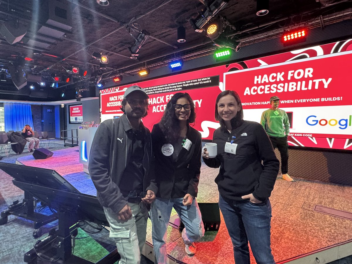 Alex Nova tweet media