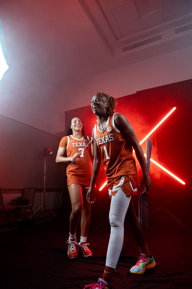 Make sure yall sub😌!! passes.com/bpreston_?f=39…