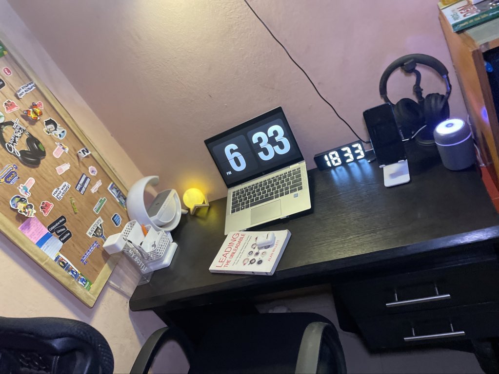 Techk_e4ma's tweet image. Day 70-88 of #100DaysOfCodeAndDesign
📍60% down the project I am working on. Can’t wait to drop the link.
📍Got laid off a project 🥲.
📍Considering NYSC 😂.