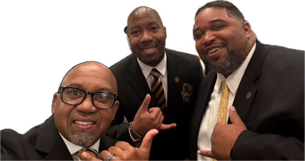 sf_alphas's tweet image. GCL Brothers are representing this weekend at the 76th Alpha Phi Alpha Fraternity, Incorporated Western Regional Convention in Long Beach, CA! BIG 06 Brothers...A Phiiiiii! 🤙🏾❄️🤙🏾 #AlphaPhiAlpha #AlphaWest #California #WestCoast #WestCoastAlphas #WesternRegionAlphas #LongBeach