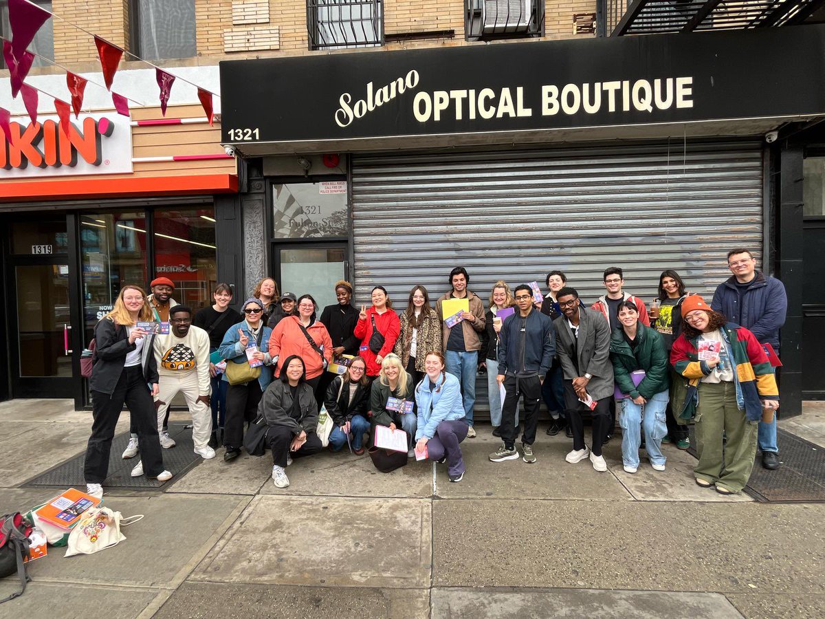 ZohranKMamdani's tweet image. Our volunteers knocked on 41,591 doors…since Tuesday. 

The grassroots momentum behind this campaign is unprecedented.