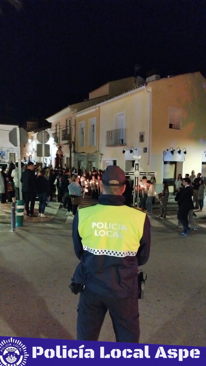 ✝️ Dispositivo Vía Crucis Ecce Homo ✝️

👉 Este domingo 6 de abril, a las 21:30 🕞 se ha puesto en marcha el dispositivo de seguridad para acompañar el solemne Vía Crucis “Ecce Homo”, una cita que vuelve a llenar las calles de emoción y silencio. 🕯️⛪️