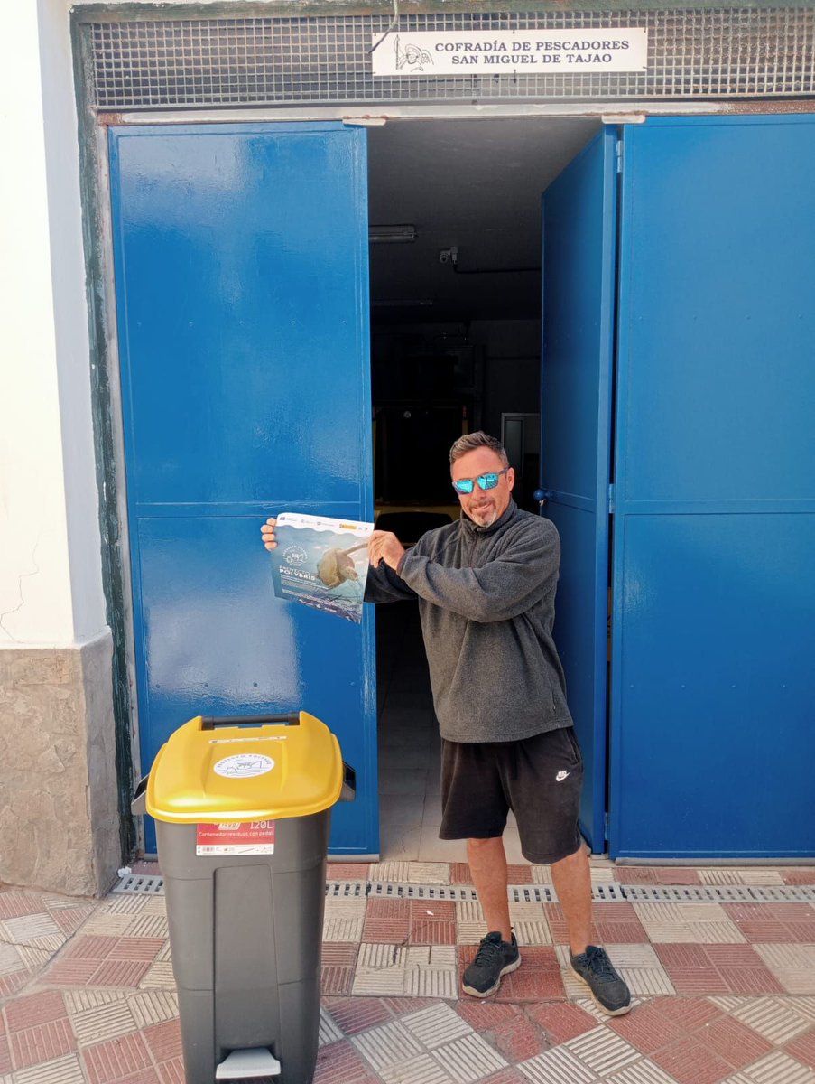 PolybrisPleamar's tweet image. Transformamos residuos en recursos y protegemos nuestros océanos 

 2 Cofradías de Pescadores de Tenerife ya tienen los contenedores para la recogida #basuramarina. 

 @CT_EnergyLab  @IIM_CSIC @CSIC  @CabildoTenerife @FBiodiversidad  #Pleamar @FondosUE_Esp  #FondosEuropeos #FEMPA