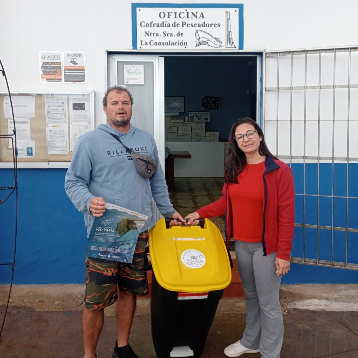 PolybrisPleamar's tweet image. Transformamos residuos en recursos y protegemos nuestros océanos 

 2 Cofradías de Pescadores de Tenerife ya tienen los contenedores para la recogida #basuramarina. 

 @CT_EnergyLab  @IIM_CSIC @CSIC  @CabildoTenerife @FBiodiversidad  #Pleamar @FondosUE_Esp  #FondosEuropeos #FEMPA
