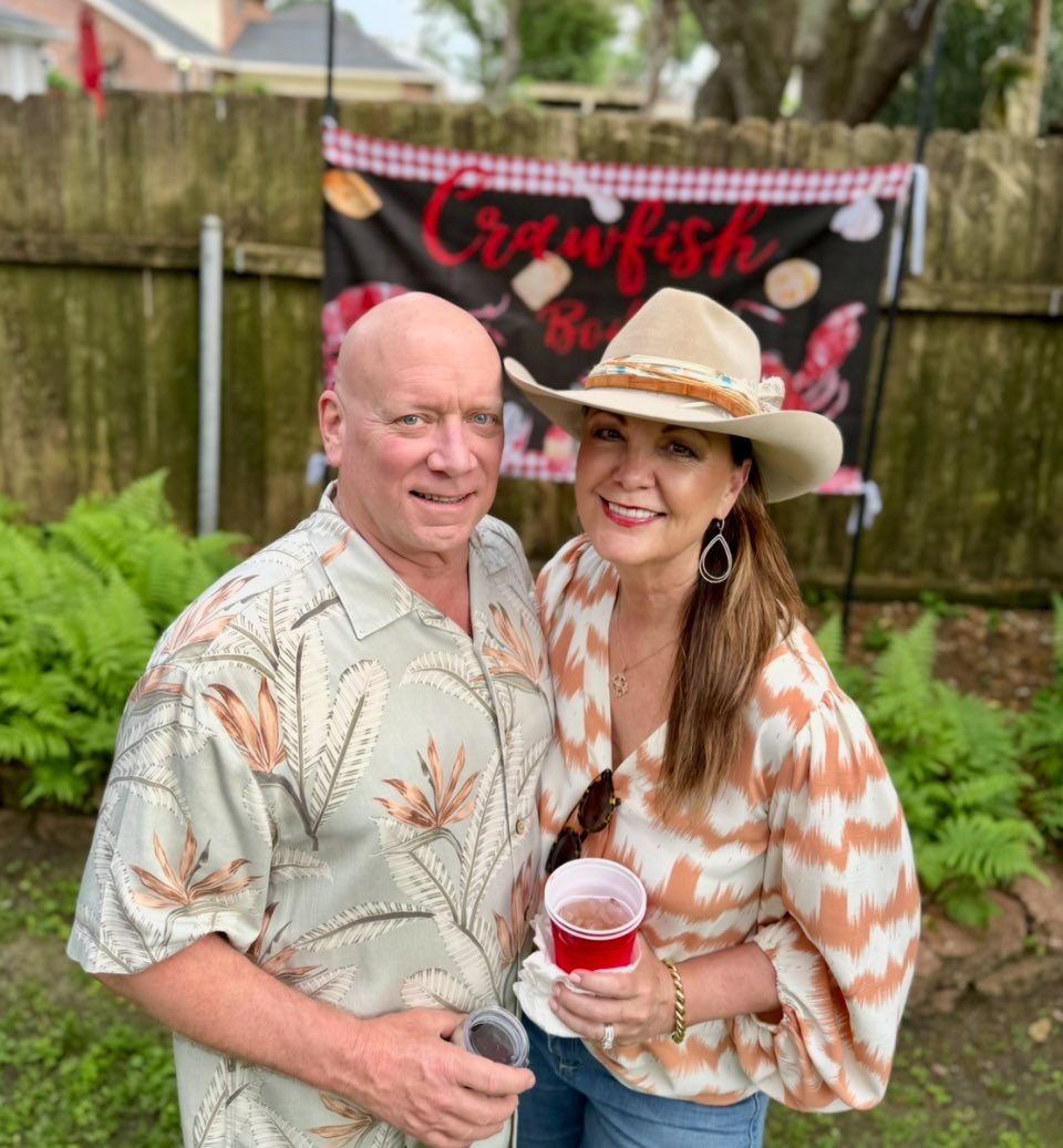 Awesome crawfish boil fundraiser for our dear friend, Ui who is battling some serious health issues🦞🙏🏻⚜️We love you our sweet friend!! ❤️❤️