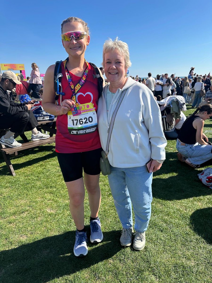 SchiltMoppy's tweet image. Congratulations Charlotte on a great time (4 hours 24mins) in the Brighton Marathon running in memory of lovely Louise and raising over £2,000 for the British Heart Foundation ❤️