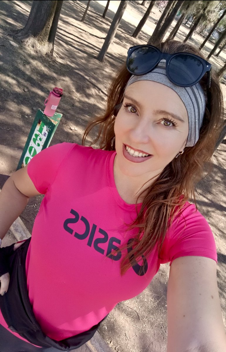 Yo ya 🏃🏼‍♀️ y tú?
#yoelegicorrer 💕