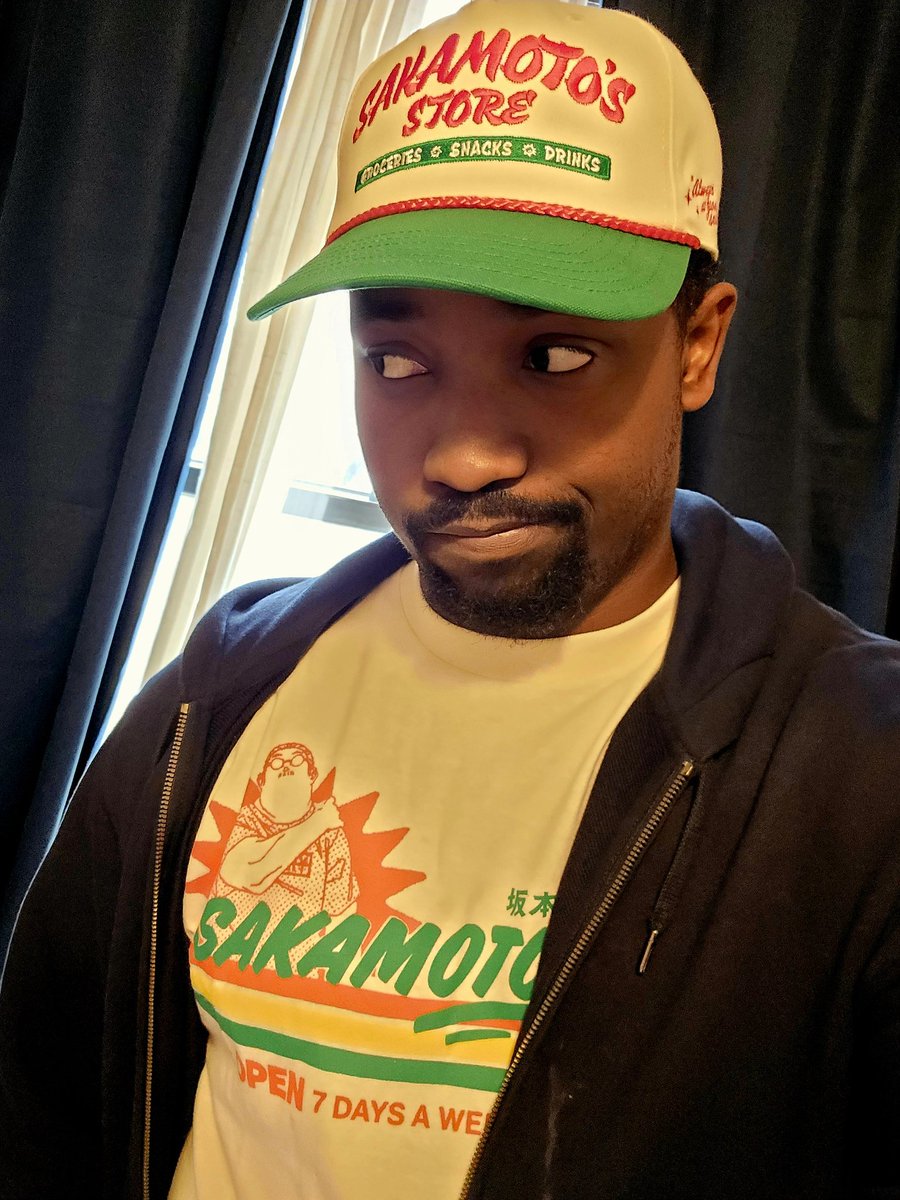 WaltRants's tweet photo. First day at the new job. Hope the boss is a nice guy. Kinda nervous.
Hat and Shirt: @HotTopic
#hottopic #htfanatic #sponsoredbtHT https://t.co/CRhDkEyljt