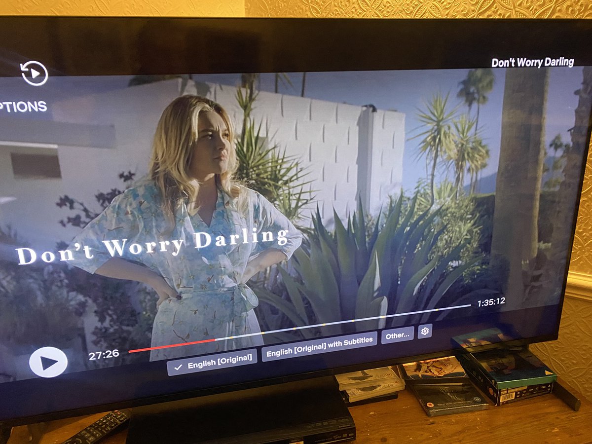 Disology: tweet media