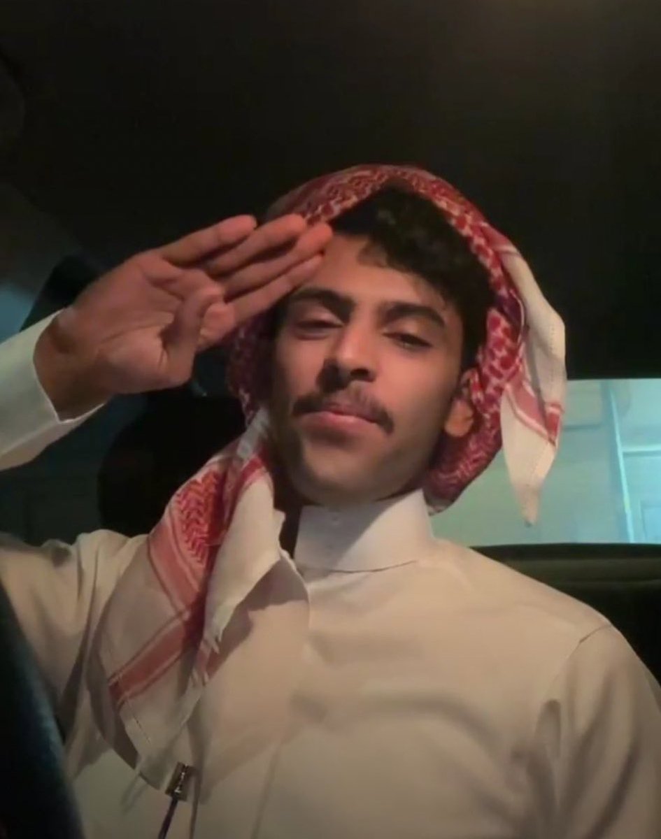 بث اليوم بعنوان :
«جيت ومليت الروح بهجة »
ولا زلت تْحلّي أوقـات من أوقـاتك السعيـدة🤍
#فيحان_السبيعي