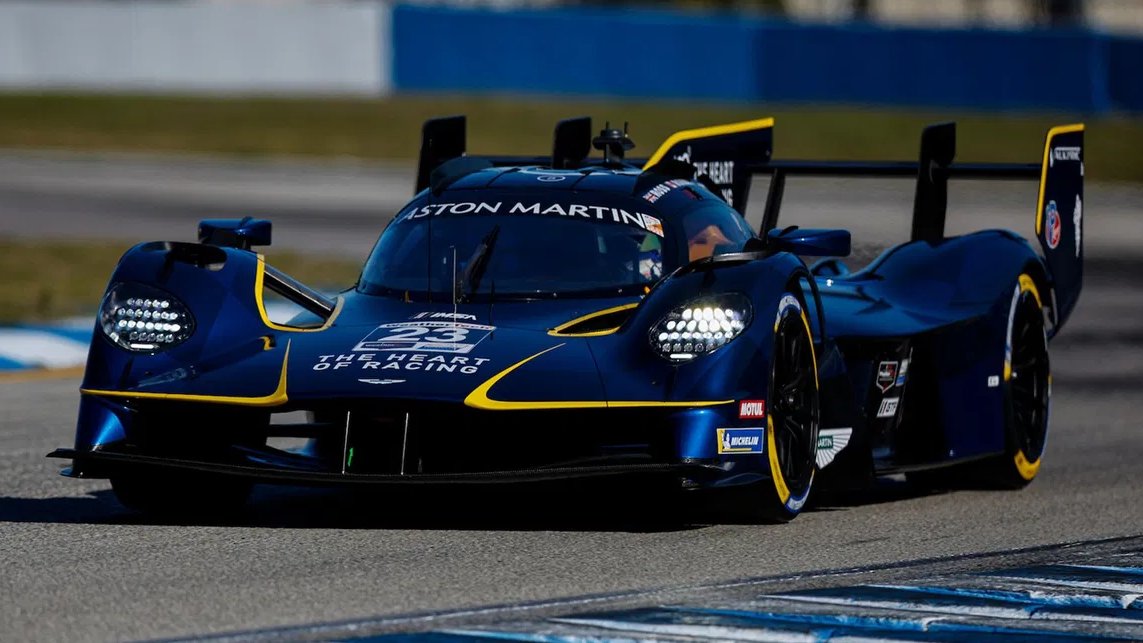 Next weekend, the Aston Martin Valkyrie LMH will race for the first time at Long Beach in #IMSA GTP.

📸 IMSA