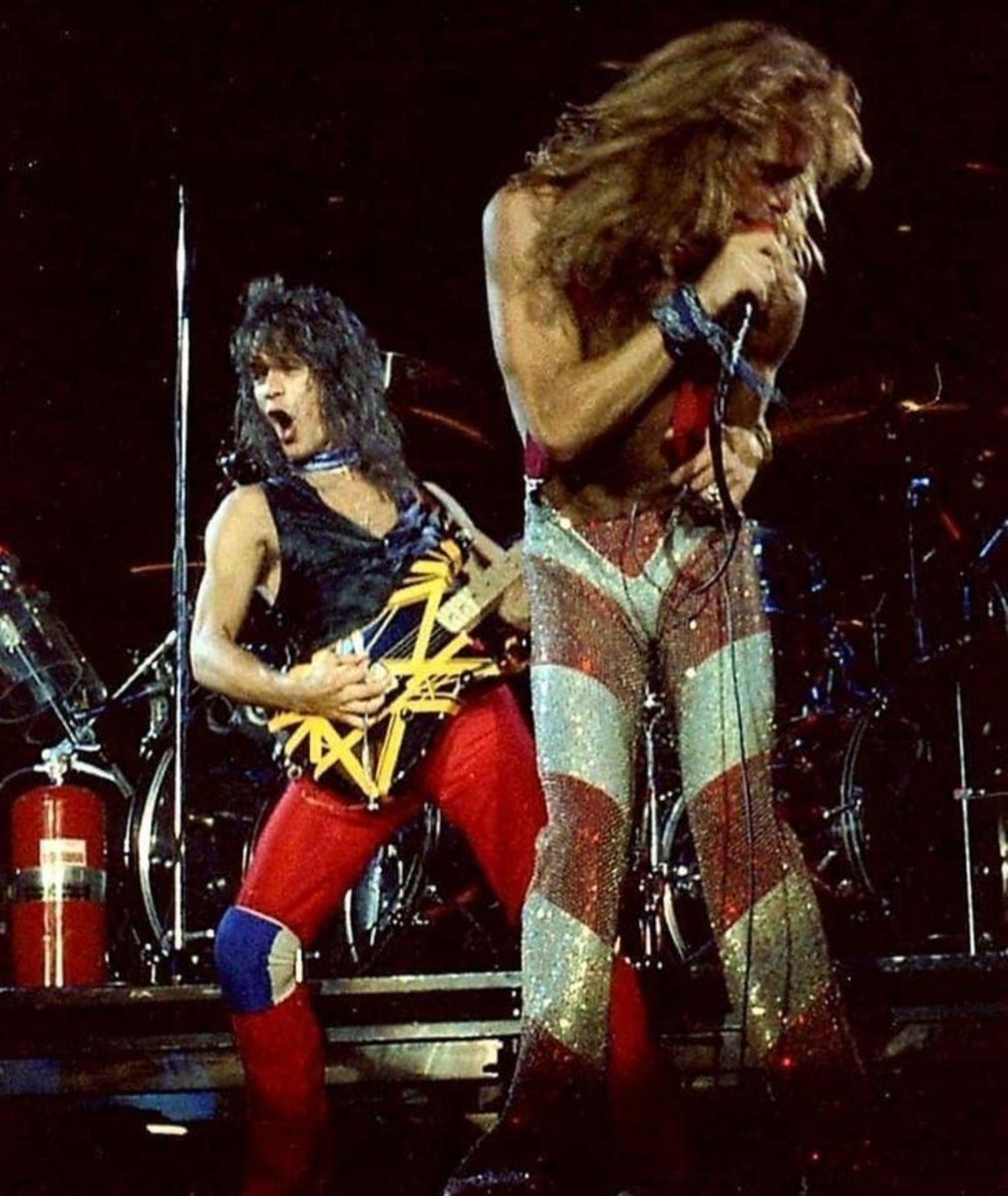 CareyRoth12's tweet photo. Van Halen #VanHalen https://t.co/a3sLWFefZ4