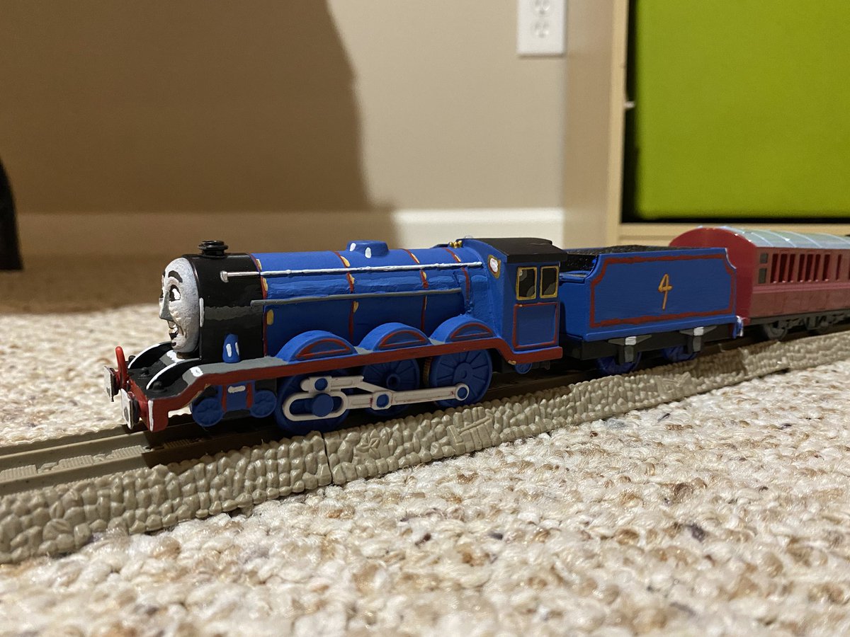 TAS1655's tweet image. Here is Gordon! Decided to go with the Kenny style over the Dalby one and I got to say I think he might be better than my Thomas!