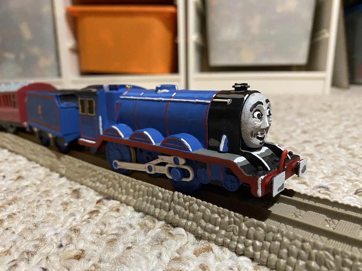 TAS1655's tweet image. Here is Gordon! Decided to go with the Kenny style over the Dalby one and I got to say I think he might be better than my Thomas!