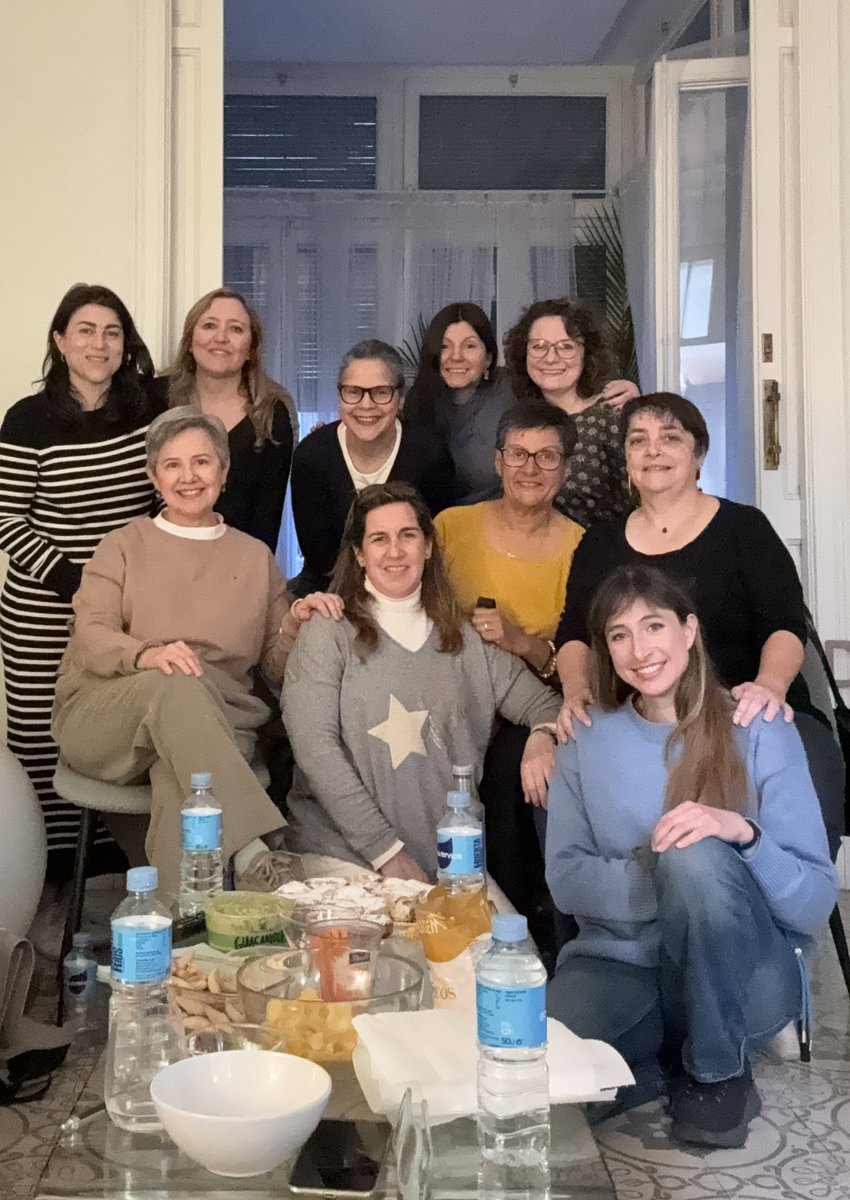 Maravillosa la 3a. Jornada de #autismo en primera persona y excelente organización de <a href="/mujeryautista/">Sara Codina</a> y Cambiaelcuento, en #Barcelona.

Un gusto enorme ver a tantas amigas queridas como <a href="/AutivisTdah/">Auti 🫶🖤</a> @cepama entre muchísimas otras que no están en X.

Me siento agradecida por la