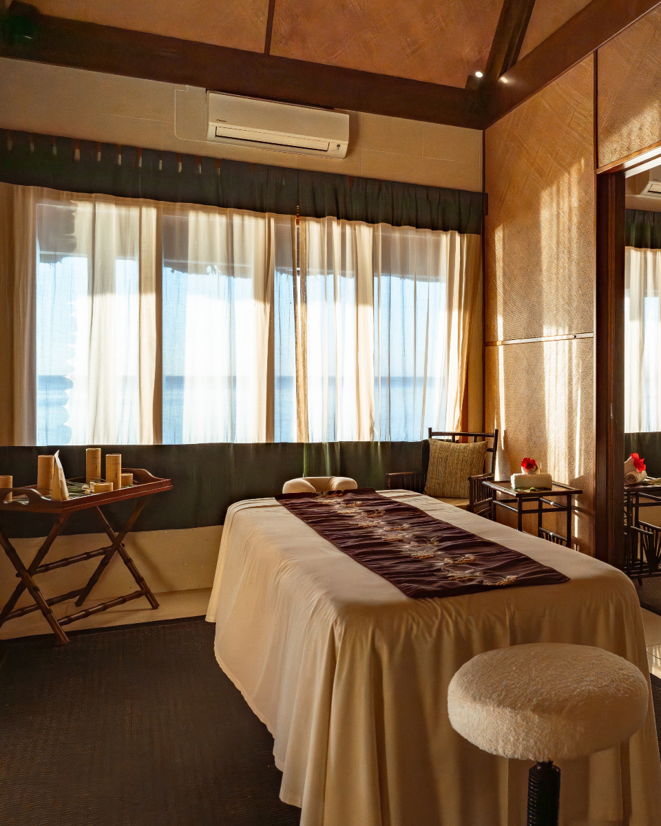 Indulge in the ultimate relaxation at Wakaya Island’s spa, where every treatment is designed to rejuvenate your mind, body, and soul. Surrounded by the island's natural beauty, let the soothing sounds of nature enhance your experience as you unwind in pure luxury. 🌿