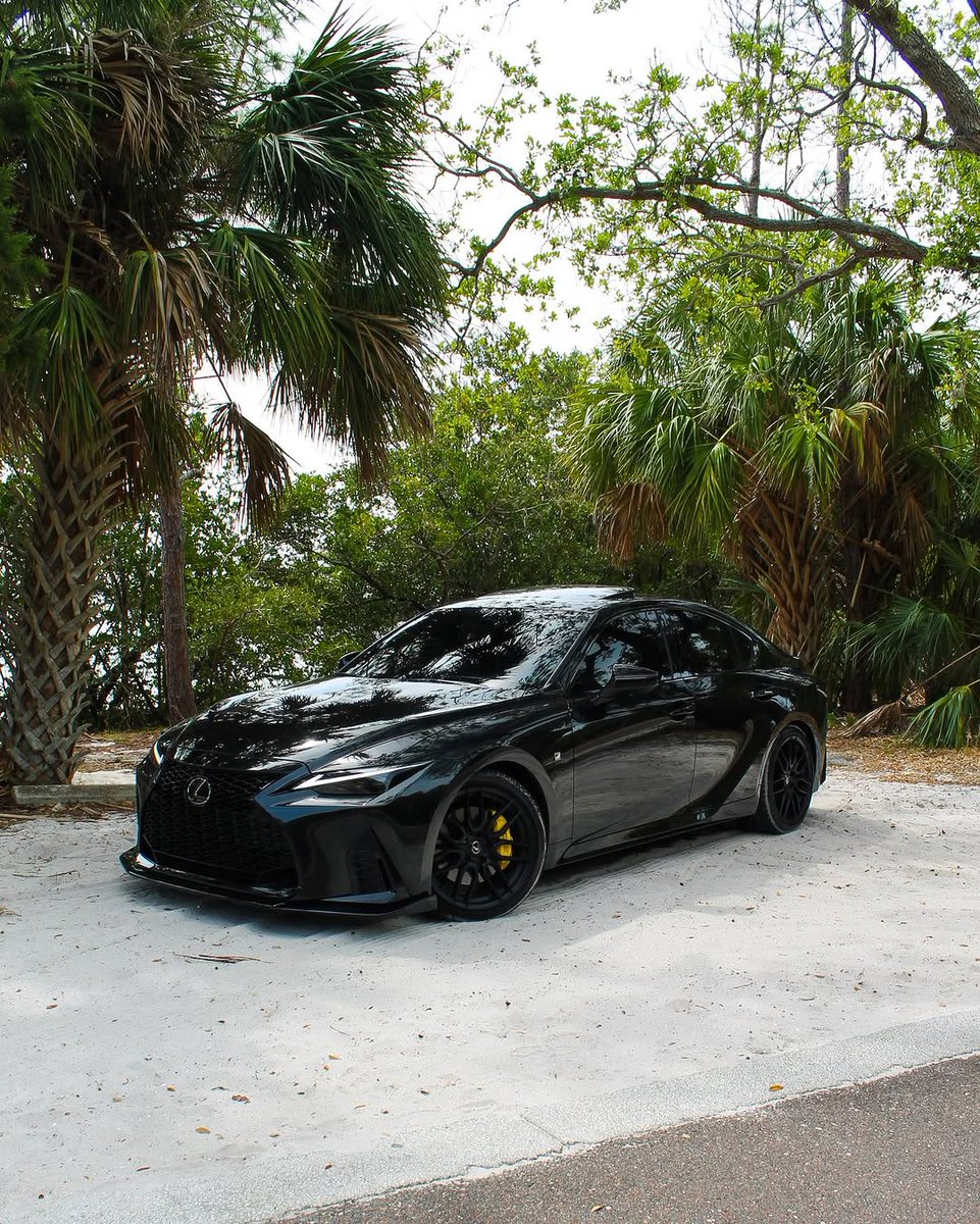nocarcontext's tweet photo. Lexus IS350 🖤🖤 https://t.co/Y2wRdz3O4p