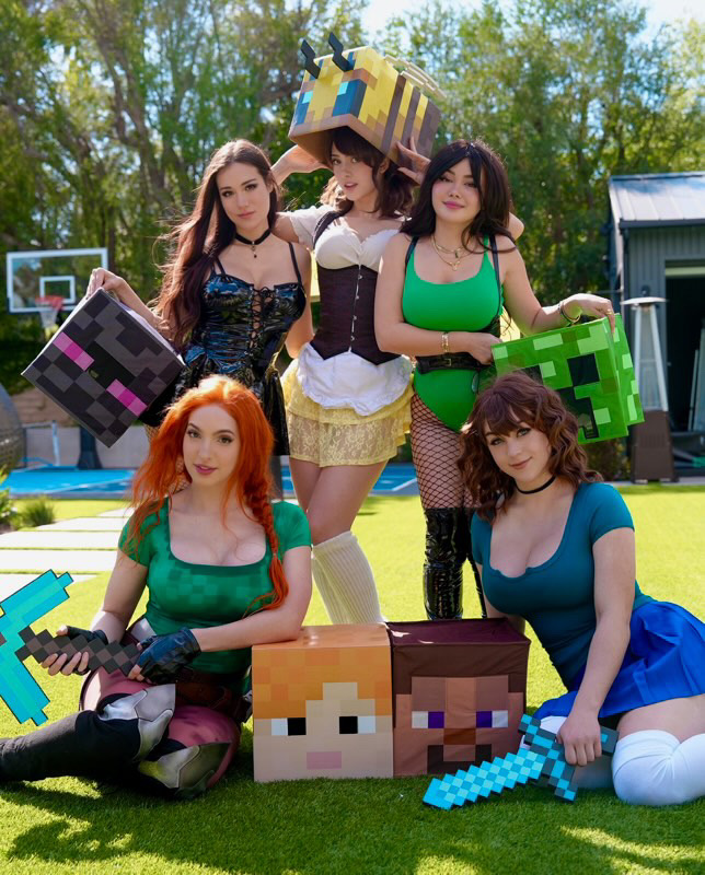 Have you seen our Minecraft movie ? https://t.co/i5HjUkB4hb