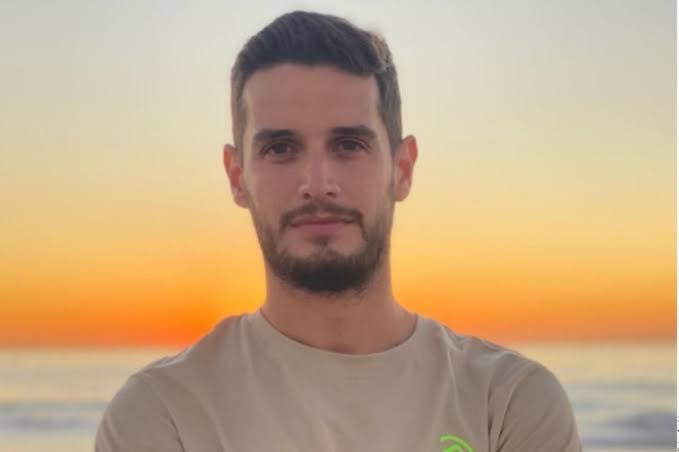 GaboTj21's tweet image. Hoy cumple años este cabroncito, que con esa cara angelical puso a llorar a toda una industria, el que nos regala momentos de diversión a su estilo, que sean muchos más mi querido @adrianm10 
FELIZ CUMPLEAÑOS!!!

#PDSPCAM