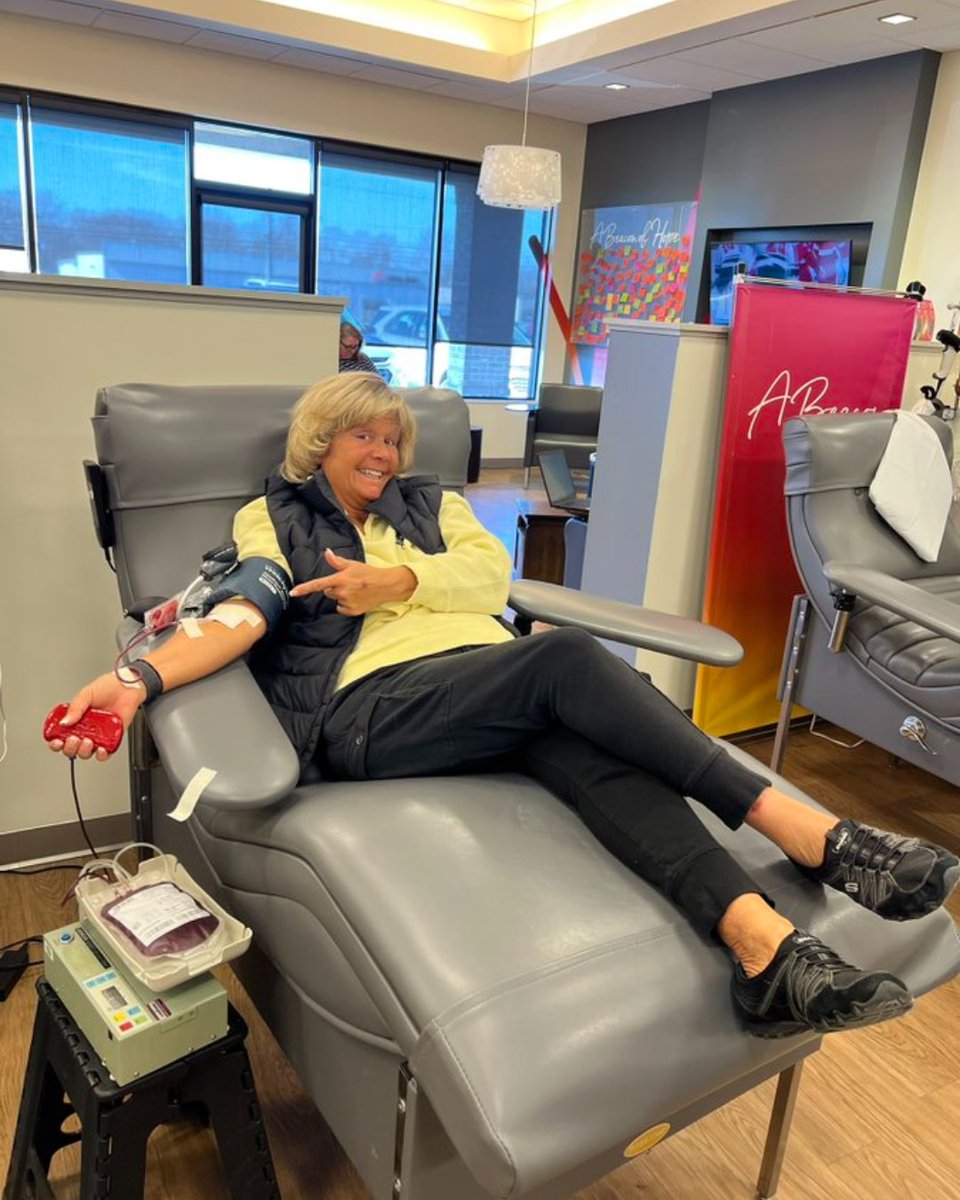 “Make a difference. Save a life. Donate blood!”
📷: <a href="/suziqzybert/">Suzanne M. Zybert</a> (X)

Be the reason someone keeps fighting. 💪
Schedule your donation: bitly.versiti.org/3DaSHlw
#DonateBlood #ThankTheDonor #Versiti #SaveLives