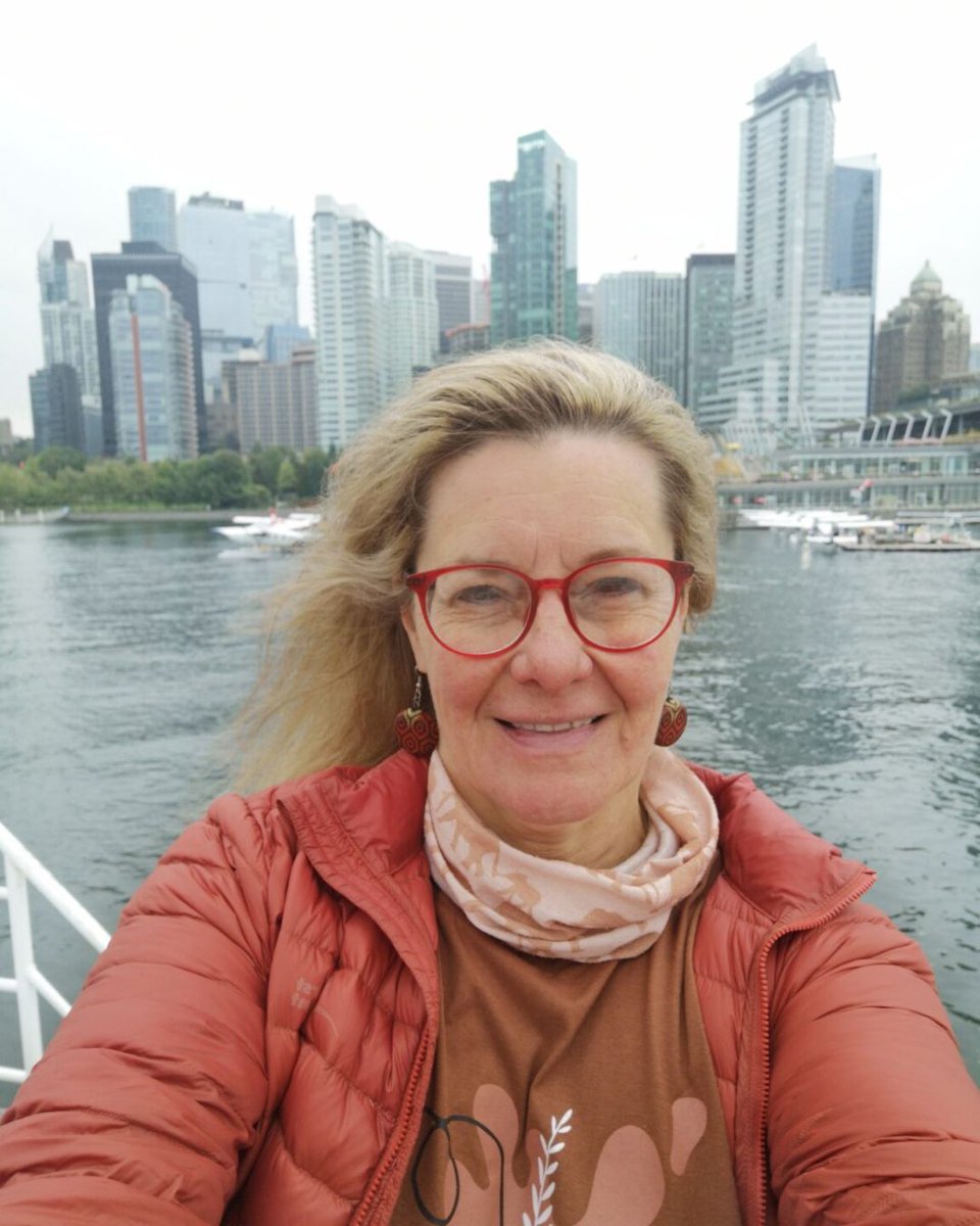 physiopedia's tweet photo. Meet Melanie Harding, our March top contributor with 30+ years in spinal cord rehabilitation! Clinical manager, SASCA chairman, and passionate educator tackling the unique challenges of rehabilitation in rural African settings.
Meet Melanie👉 https://t.co/1pvr5xfjEz
#TeamPP https://t.co/11xhbHj8h4