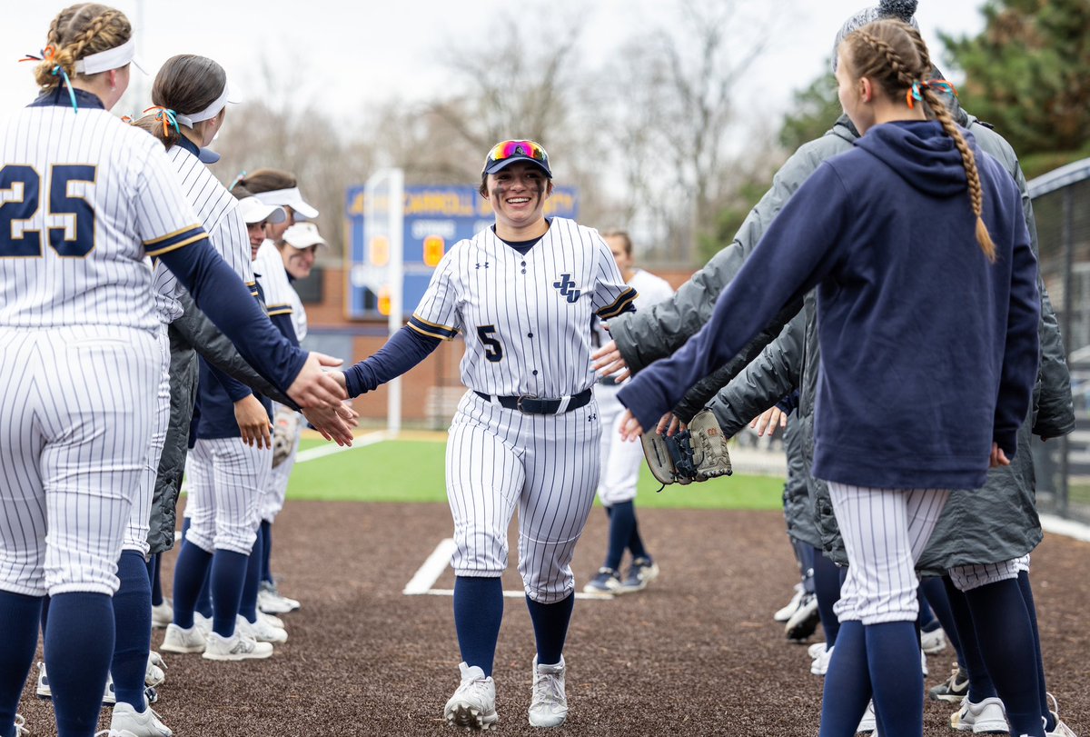 SB: Blue Streaks sweep Oberlin thanks to timely hits and fantastic pitching, notching first sweep in University Heights since 2022 ⚡️

📰 jcusports.com/news/2025/4/6/…