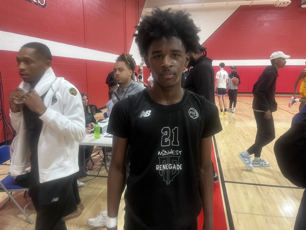 Fab Hoops (@fabhoopss) on Twitter photo 2028 Darrin Laye Jr was the heart of the offense for <a href="/renegade_club/">Midwest Renegade</a>. He scored 19 points, on tuff drives to the basket. Plays with a burst on both ends of the floor, took on the challenge of defending Hawkins and excelled.
Attends Marshall.
<a href="/ny2lasports/">NY2LA SPORTS</a> <a href="/Djskiii_/">Darrin Dj Laye</a> 2028 Darrin Laye Jr was the heart of the offense for <a href="/renegade_club/">Midwest Renegade</a>. He scored 19 points, on tuff drives to the basket. Plays with a burst on both ends of the floor, took on the challenge of defending Hawkins and excelled.
Attends Marshall.
<a href="/ny2lasports/">NY2LA SPORTS</a> <a href="/Djskiii_/">Darrin Dj Laye</a>