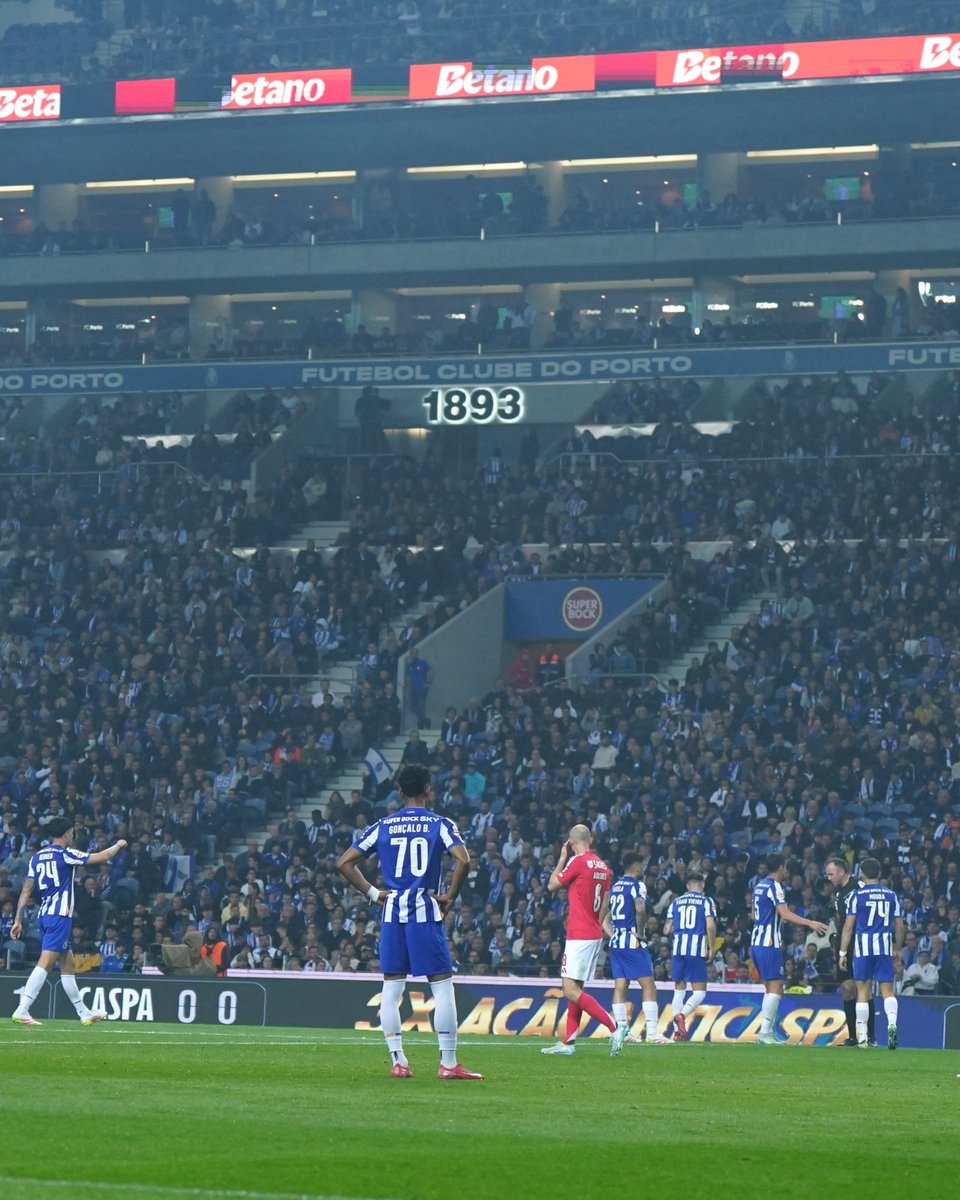 ⏱Final de Jogo / End of the match / Final del Partido

⚽FC Porto 1-4 SL Benfica

#FCPSLB