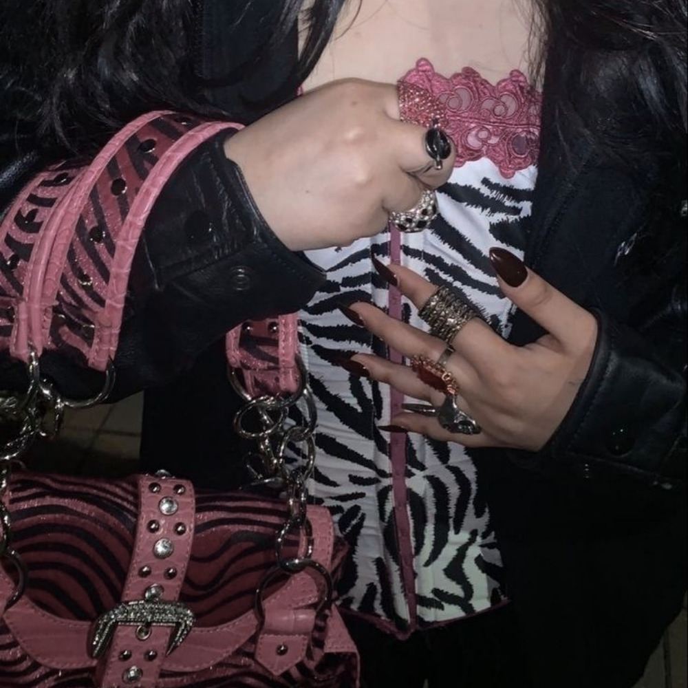 🌸 . . 🧵 de dietas tematicas  ೄ 
﹙ 🎰 ﹚ exclusivo para #edtwt  ｡ﾟ✿