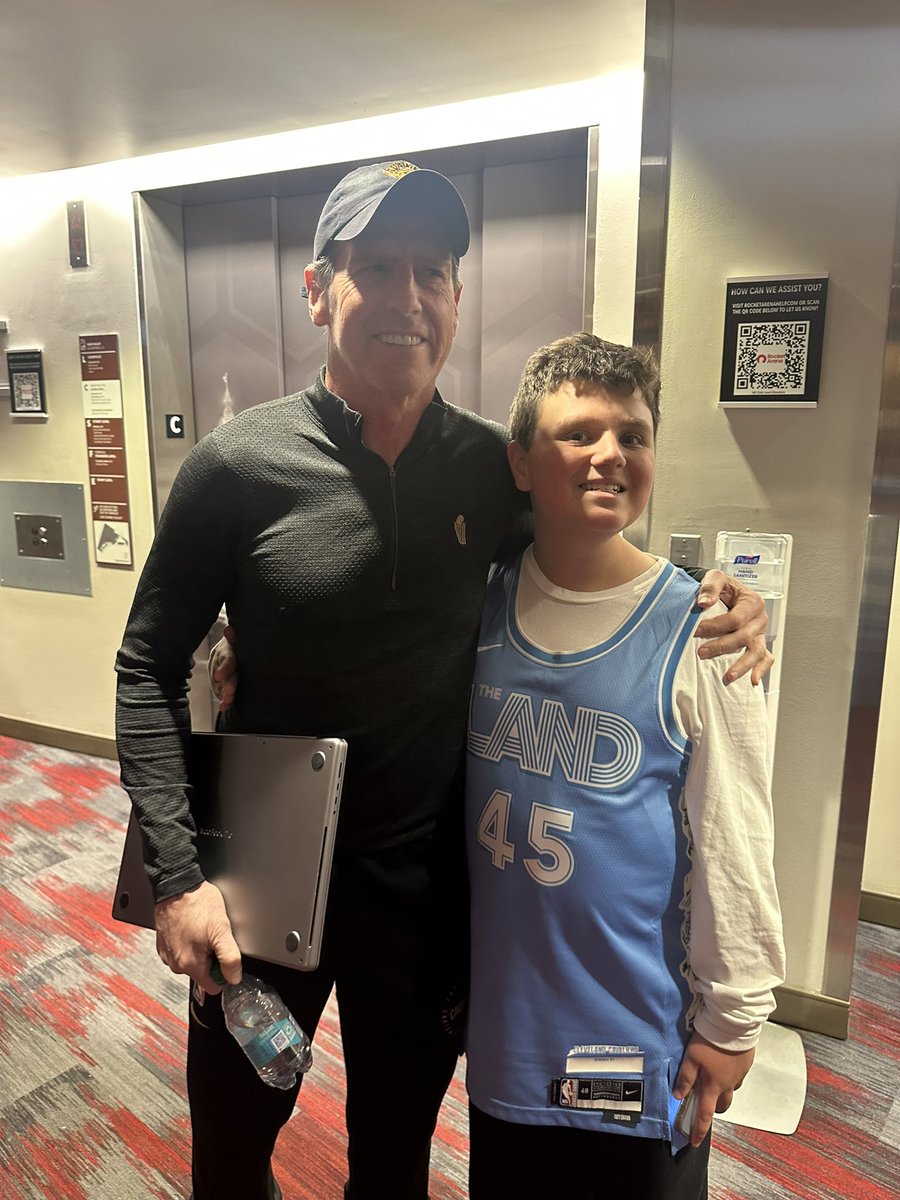 Jeff Camp Jr.,PGA (@jeffcampjr) on Twitter photo On our walk around the arena pregame tonight B ran into <a href="/cavs/">Cleveland Cavaliers</a> Head Coach Kenny Atkinson. B went right up to him and said good luck and he was so nice to stop and take a picture with him. Not sure B was going to let him get away without one!! #letemknow #AutismAwareness On our walk around the arena pregame tonight B ran into <a href="/cavs/">Cleveland Cavaliers</a> Head Coach Kenny Atkinson. B went right up to him and said good luck and he was so nice to stop and take a picture with him. Not sure B was going to let him get away without one!! #letemknow #AutismAwareness