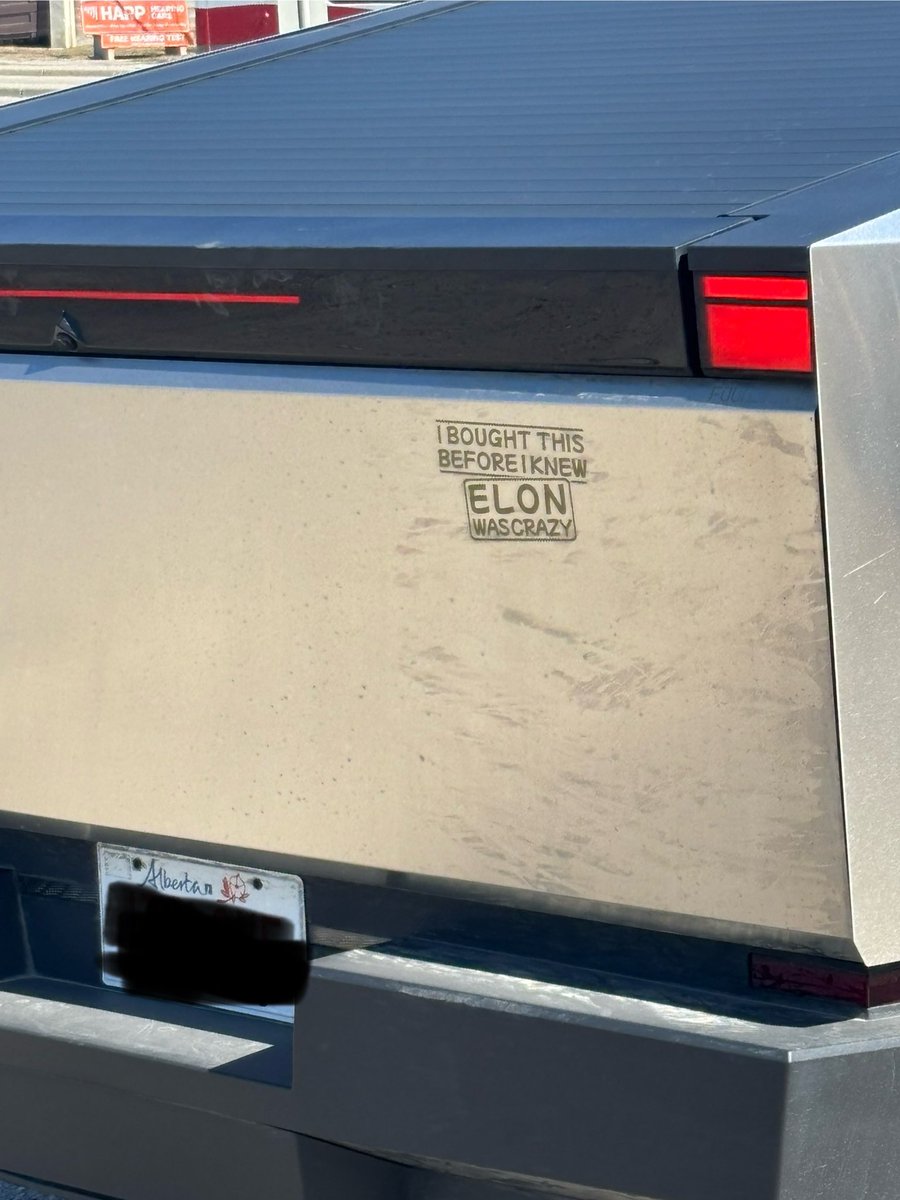 topjibrone's tweet image. As seen in #YYC today.  😂