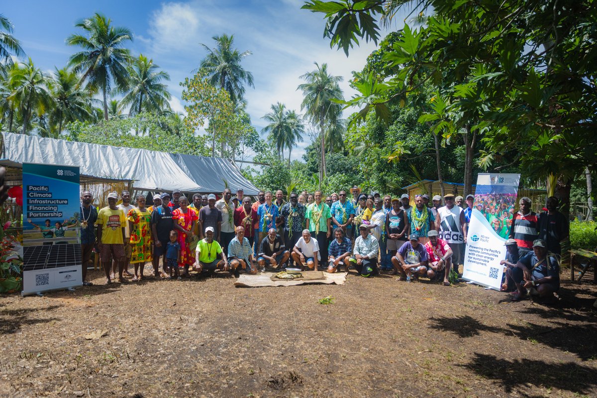 Max Willis (@aushcvanuatu) on Twitter photo Great to visit Betervet in Malekula last week, one of the first <a href="/REnewPacific/">REnew Pacific</a> project sites for 🇻🇺, with Minister for Climate Change <a href="/RRegenvanu/">Ralph Regenvanu</a>
Working with local partners, 🇦🇺 is scaling up investment in renewable energy projects that will benefit remote communities. Great to visit Betervet in Malekula last week, one of the first <a href="/REnewPacific/">REnew Pacific</a> project sites for 🇻🇺, with Minister for Climate Change <a href="/RRegenvanu/">Ralph Regenvanu</a>
Working with local partners, 🇦🇺 is scaling up investment in renewable energy projects that will benefit remote communities.