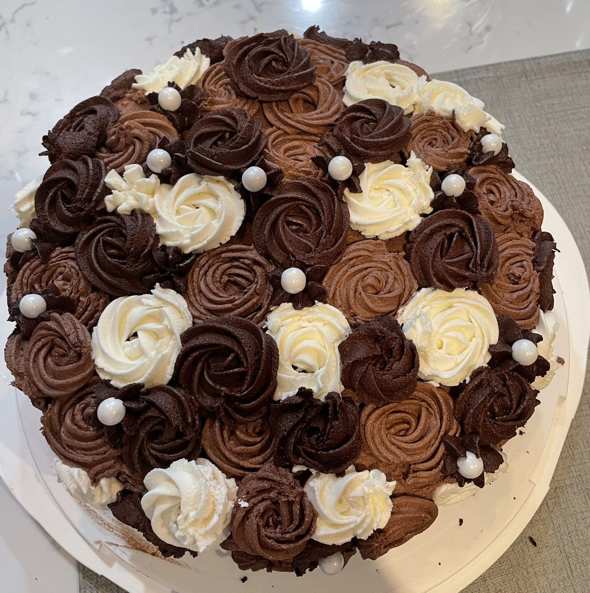 Kish Parella (@kish_parella) on Twitter photo I made the grand prize: a Parella homemade cake.
<a href="/wlulaw/">W&L Law School</a> Business Associations class: get ready to pitch your ideas! I made the grand prize: a Parella homemade cake.
<a href="/wlulaw/">W&L Law School</a> Business Associations class: get ready to pitch your ideas!