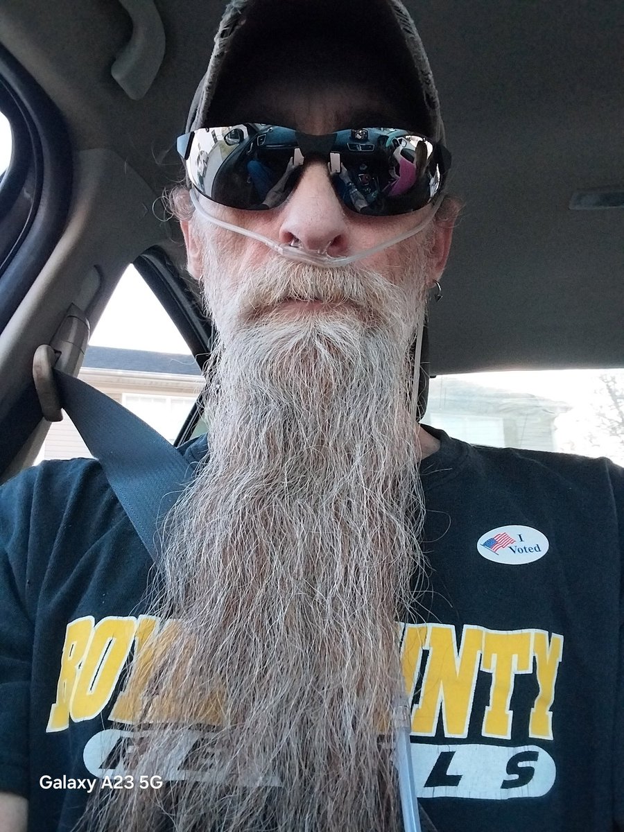 I don't like doing these this but after other things I'll give it a try,I have lung cancer an a brain tumor,we are changing doctors to TN an need help, gofund.me didn't work so last attempt to get help, $JohnnyHellard42 is my cash app,if any want to help,thank you