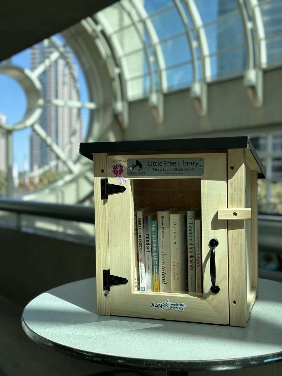 The "Leadership Little Free Library" is back at this year's #AANAM! Stop by Leadership University to take or leave a leadership book or personal development book of your choosing.

#NeuroTwitter #LittleFreeLibrary @ltlfreelibrary