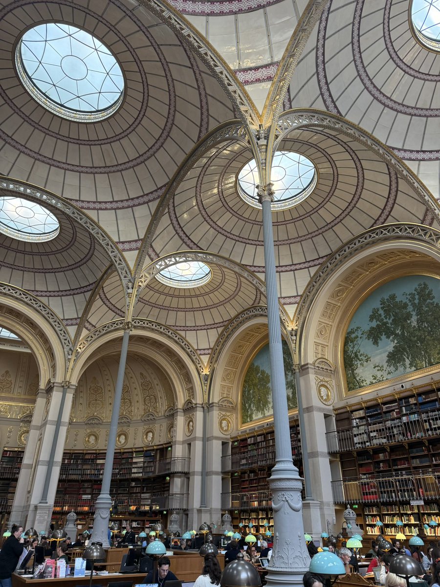 nanransohoff's tweet image. Was just looking for a photo from a recent trip to Paris, and it appears I seem to have spent most of the trip photographing beautiful ceilings? Anyways, we should really bring those back..