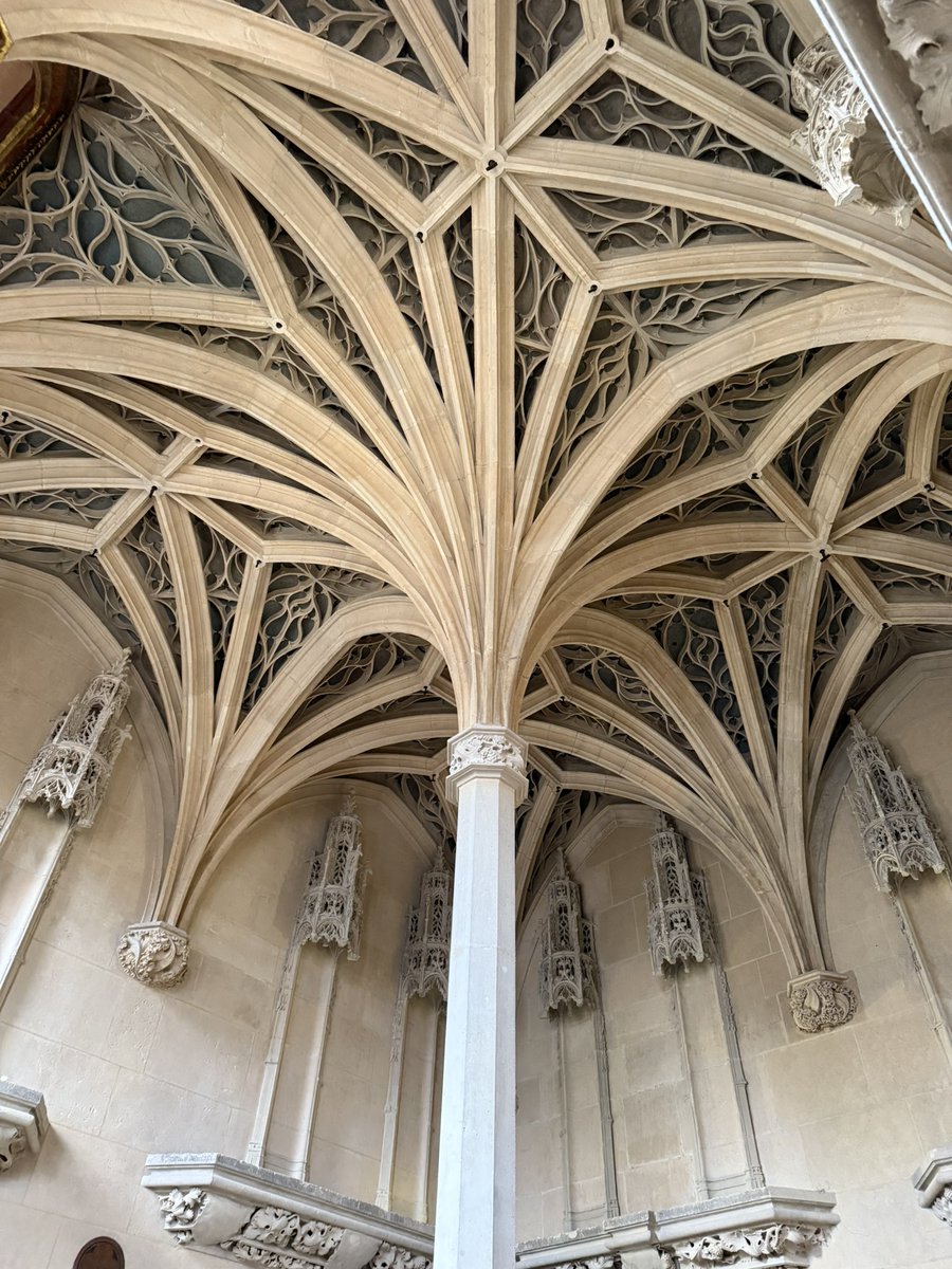 nanransohoff's tweet image. Was just looking for a photo from a recent trip to Paris, and it appears I seem to have spent most of the trip photographing beautiful ceilings? Anyways, we should really bring those back..