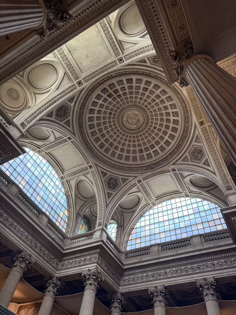 nanransohoff's tweet image. Was just looking for a photo from a recent trip to Paris, and it appears I seem to have spent most of the trip photographing beautiful ceilings? Anyways, we should really bring those back..