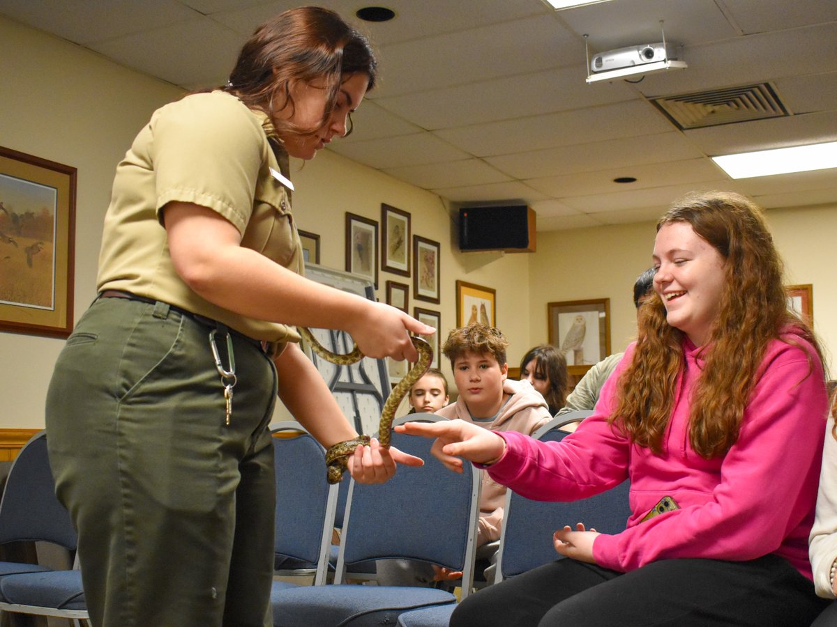 The Discover the Outdoors application window is OPEN! Educators can apply for funding to support field trips to Indiana State Parks until April 30. 

Learn more at bit.ly/INDiscoverTheO…