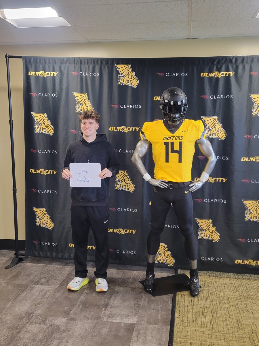 cole_hofer's tweet image. I had a great time with @MWSU_Football yesterday!! Thank you for having me out and I can’t wait to be back in the summer! @CoachStLouis @EcoachJ @victor_vera2 @TylerFenwick2
@BobcatFB