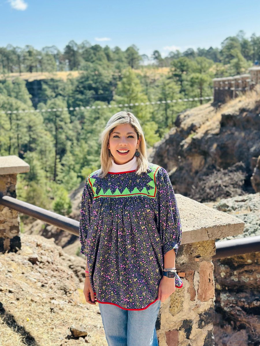 Desde la majestuosa y profunda Sierra Tarahumara 😍🌲🌿
¡Nuestro maravilloso y esplendoroso Estado de Chihuahua, orgullo norteño! ¿Como no luchar y defender esta tierra y su gente? 🤗🫶🏻