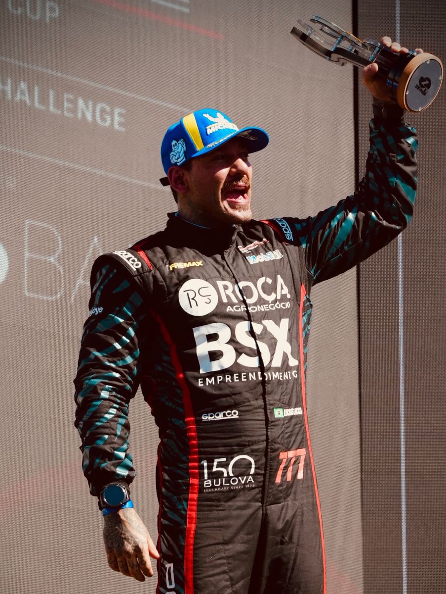 Mais um troféu pra conta! 🏆🔥

Conquistando a quarta posição na divisão Sport da categoria Sprint Trophy, nosso piloto assume a vice-liderança do campeonato! 🏁

Quem aí assistiu? 🙋🏻‍♀️

➡️ Próxima etapa: 27 de abril - Autódromo de Interlagos, SP