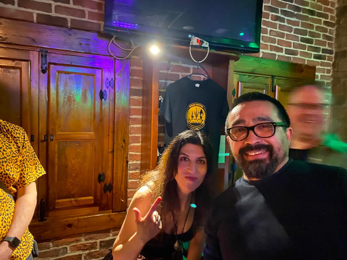 Edulalo Anthony Loai (@ealo92) on Twitter photo <a href="/LaCuevadelJazz/">La Cueva del Jazz</a> con susan Santos hace un par de semanas...q peeeeazo concierto ✌️🤘🤘🤘🤘😎😌🎸🎸🎶🎼🎵🎶 <a href="/LaCuevadelJazz/">La Cueva del Jazz</a> con susan Santos hace un par de semanas...q peeeeazo concierto ✌️🤘🤘🤘🤘😎😌🎸🎸🎶🎼🎵🎶