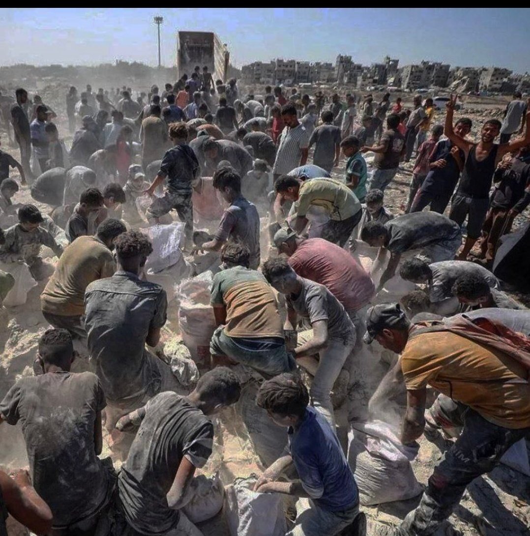 Komşusu açken tok yatan bizden değildi. 

Peki ya Gazze bu haldeyken ...?

#philistine 
#GazaUnderAttack 
#Gazze